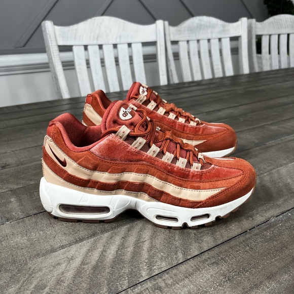 Nike Shoes - Nike Air Max 95 Dusty Peach Sneakers Sz 8